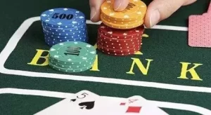 线下德州扑克提供很多的变数和挑战